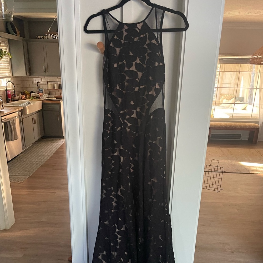 Black lace backless floor length dress
